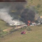 21 pasajeros sobreviven a un accidente aereo en las afueras de Houston Texas
