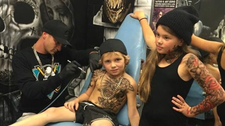 El tatuador que hace sonreír a los niños enfermos