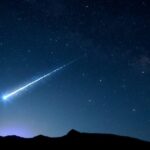 Un meteorito aterrizo a centimetros de la almohada de una mujer mientras dormia