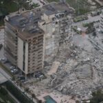 La construcción de un edificio de lujo desencadenó el derrumbe de un condominio en Florida que mató a 98 personas