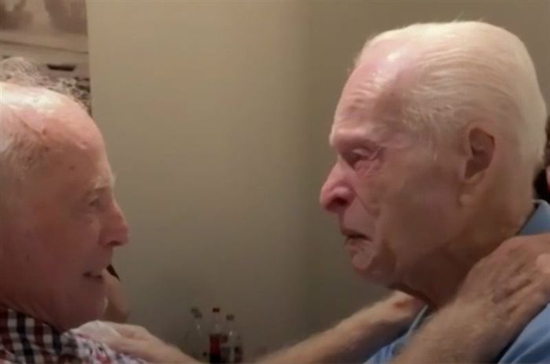 primos se reencuentran 75 años después