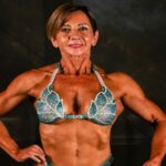 Ella es Gladys Bravo, una campeona de fisicoculturismo a los 69 años