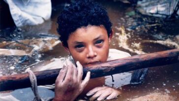 Omayra Sánchez: la historia de una niña que quedó atrapada en el lodo tras una erupción de un volcán en Colombia en 1985