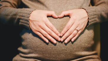 tras 18 abortos mujer da a luz