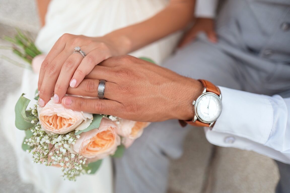 La boda de una pareja de Ohio se ha hecho viral por un emotivo momento