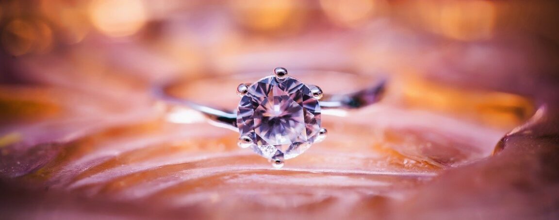 una piedra comprada en un mercado resulto ser un diamante