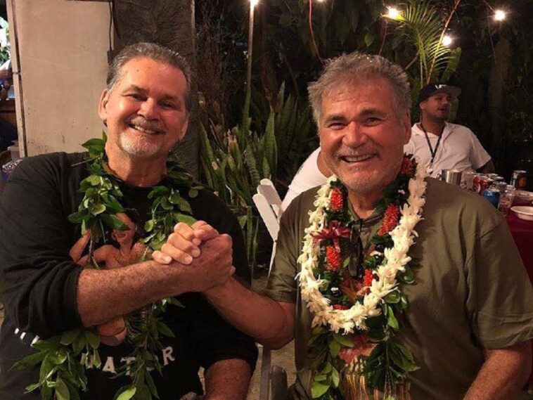 Después de 60 años de amistad, estos hombres han descubierto que en realidad son hermanos