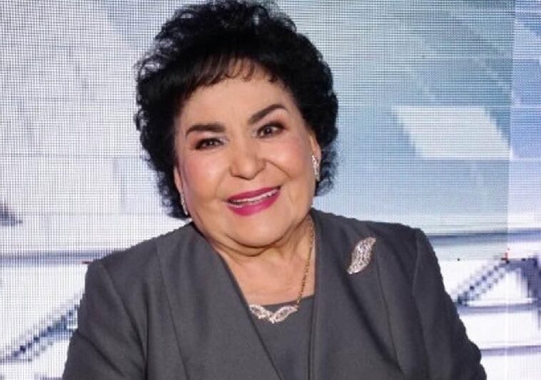 Desaparece el derrame cerebral de Carmen Salinas pero sigue en coma