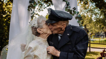 Frankie y Royce King los abuelos que celebraron su boda 77 años después