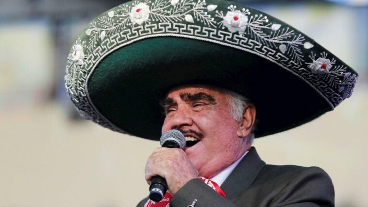 Vicente Fernández, sus hijos y esposa heredaron en vida los bienes del cantante