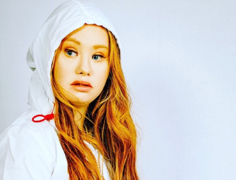 La historia de Madeline Stuart, la primera modelo del mundo con síndrome de Down