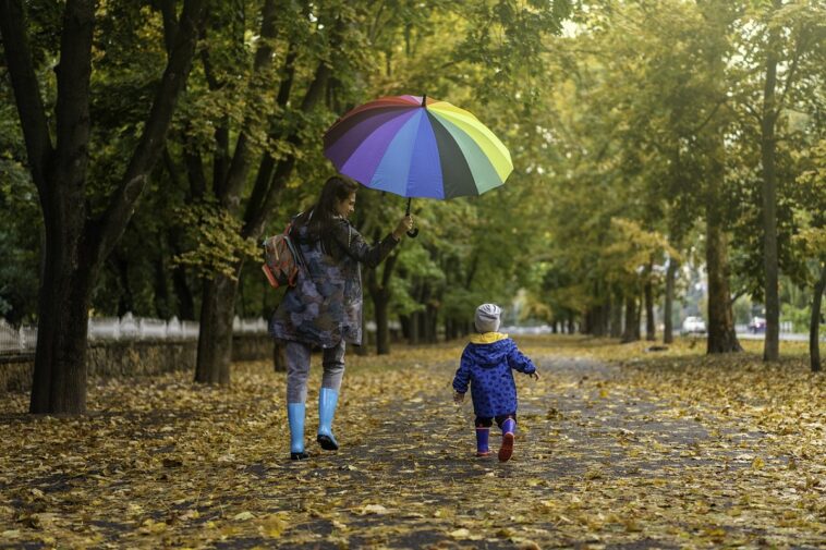 Una niña de seis años se declara transgénero ante su madre, e inspira a la novia de ésta para que haga la misma transición