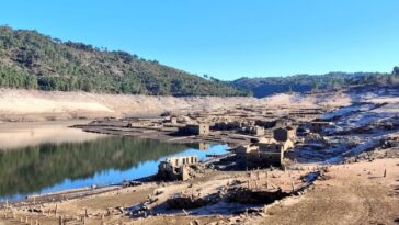 Un «pueblo fantasma” resurge a causa de la sequía tras 30 años sumergido