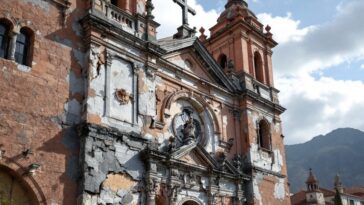 Danni visibili alla Cattedrale Basílica di San Salvador